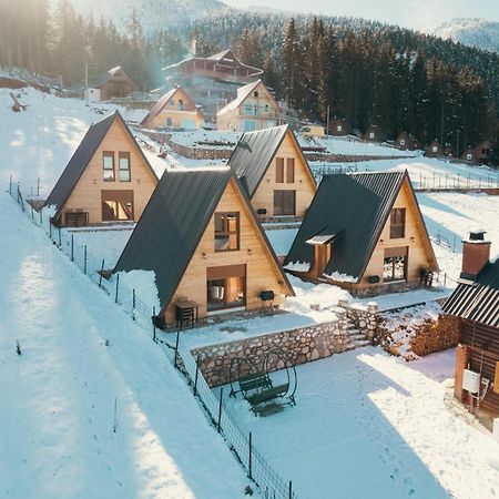 Villa Route Rugove Pejë Esterno foto